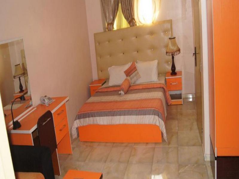 Royalview Hotel And Suites Lagos Exterior foto
